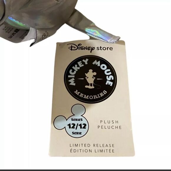 NWT Mickey Mouse Memories Holographic Soft Toy Series 12 of 12 - Picture 5 of 5